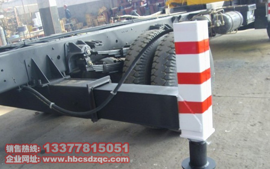 東風(fēng)多利卡隨車吊