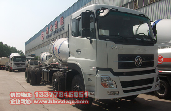 起重運(yùn)輸車