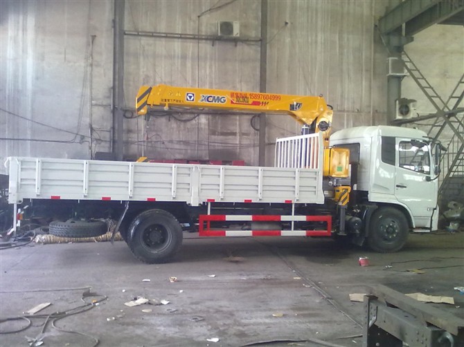 天錦隨車由圖片