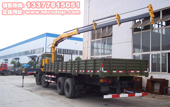 徐工隨車吊圖片