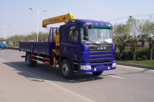 5噸江淮隨車吊圖片