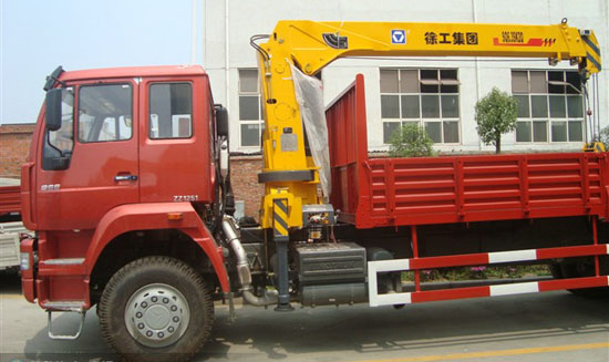 徐工隨車吊圖片