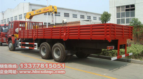 徐工隨車吊圖片