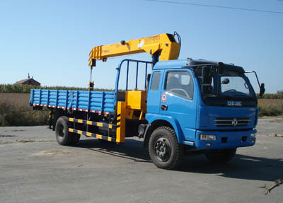 東風(fēng)6.3噸隨車吊圖片