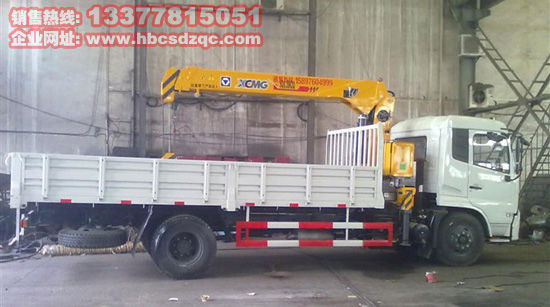 東風(fēng)天錦4噸隨車吊圖片