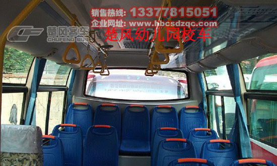 楚風幼兒園校車圖片