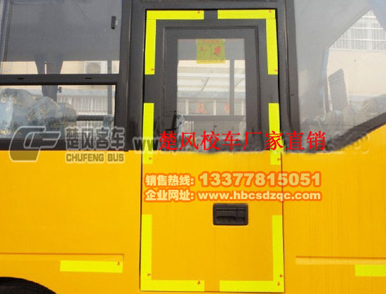 楚風幼兒園校車圖片