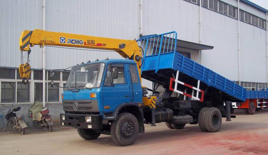 6.3噸東風(fēng)145隨車吊圖片