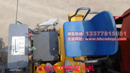 雙聯(lián)泵隨車吊圖片