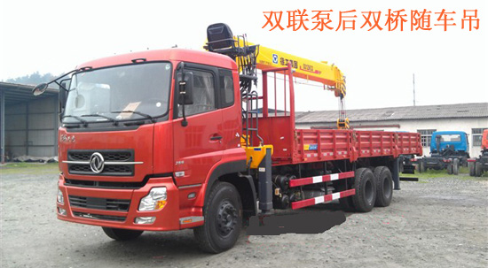 東風(fēng)天龍三軸隨車吊圖片