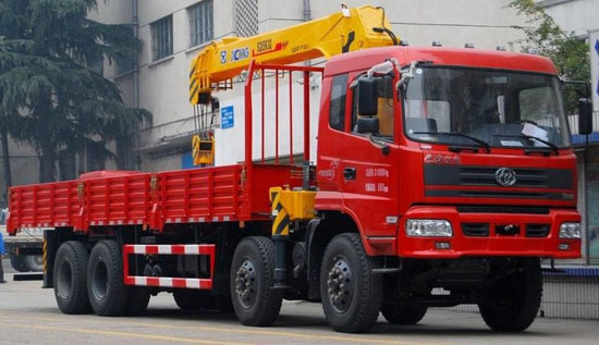 十通牌隨車吊國(guó)四隨車吊