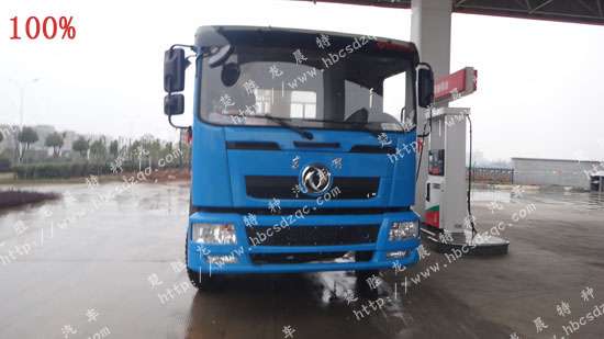 吊集裝箱專用隨車吊東風(fēng)隨車起重運(yùn)輸車