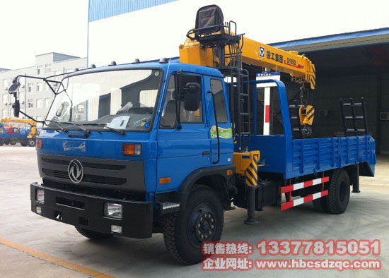 起重運輸車圖片