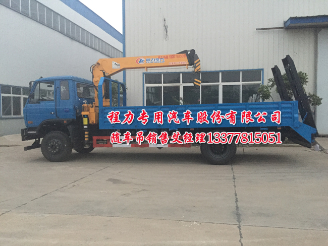 多功能隨車吊圖片