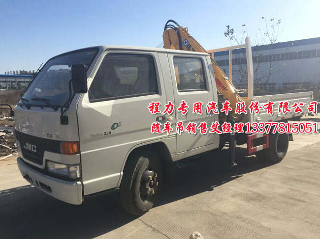 起重運(yùn)輸車圖片