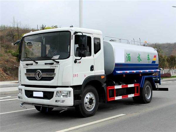 東風(fēng)D912噸灑水車圖片