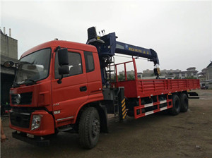 10噸航天匯信隨車吊圖片