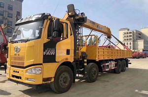 ǰ�ĺ�˽���S܇������һ�칤���DƬ