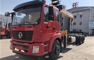 短軸距后雙橋隨車吊短車廂東風(fēng)錦程圖片