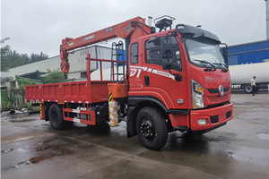 東風(fēng)暢行D1隨車吊絕配6.3噸吊機(jī)圖片