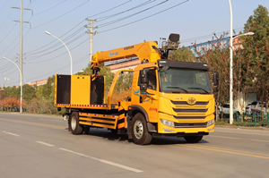 解放龍V一拖二帶吊清障車大力神隨車吊帶清障圖片