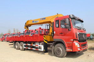 12噸航天萬山后八輪隨車吊五環(huán)大力神圖片