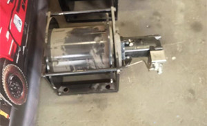 隨車吊吊機(jī)配件卷?yè)P(yáng)機(jī)故障_摩擦制動(dòng)片_馬達(dá)_平衡閥圖片